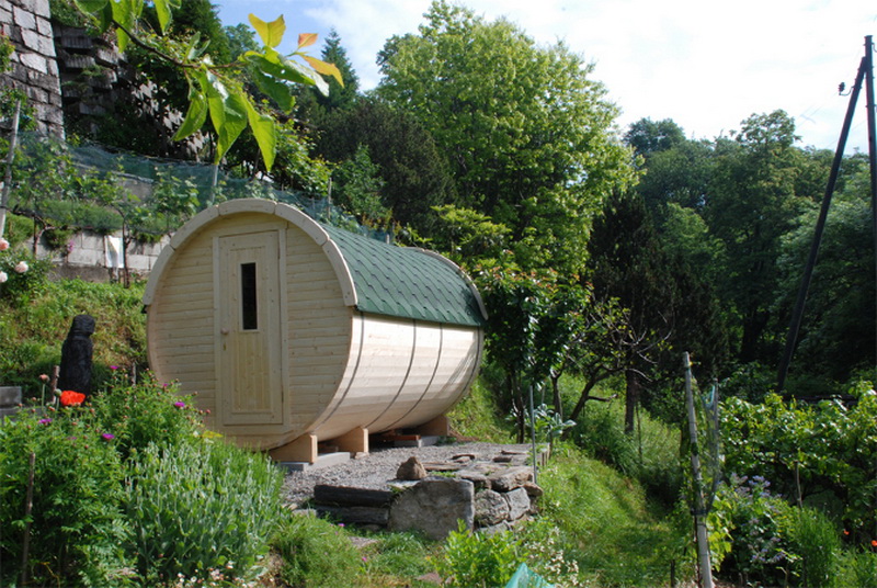 Hottub-Direct barrel sauna GREEN roof shingles