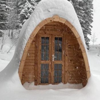 Camping pod wintertime